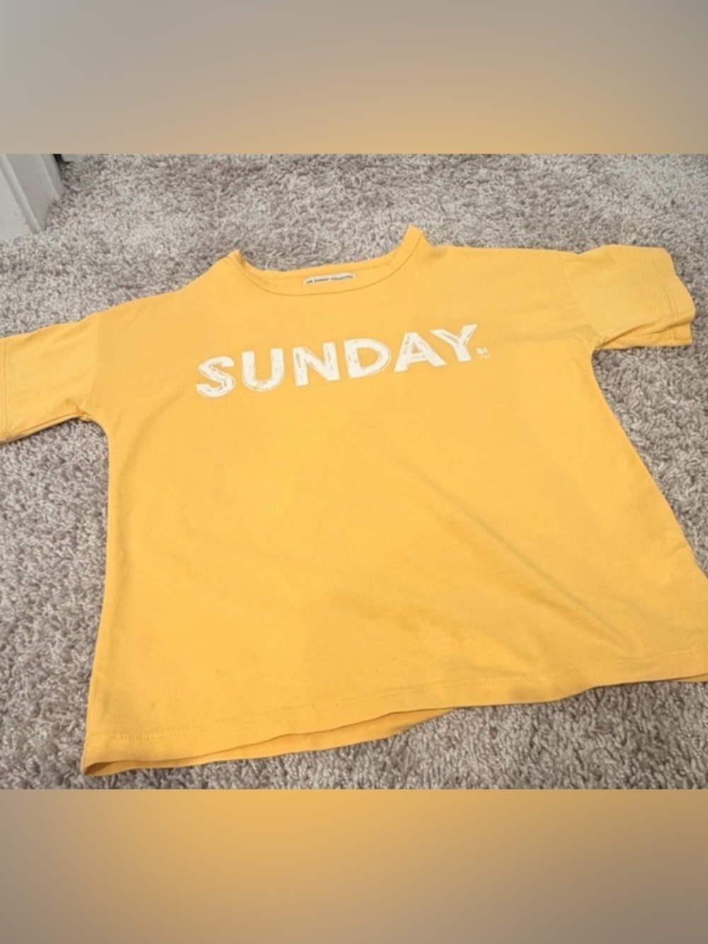 Sunday Collective  Graphic Short Sleeve T-Shirt “Sunday” Size 6